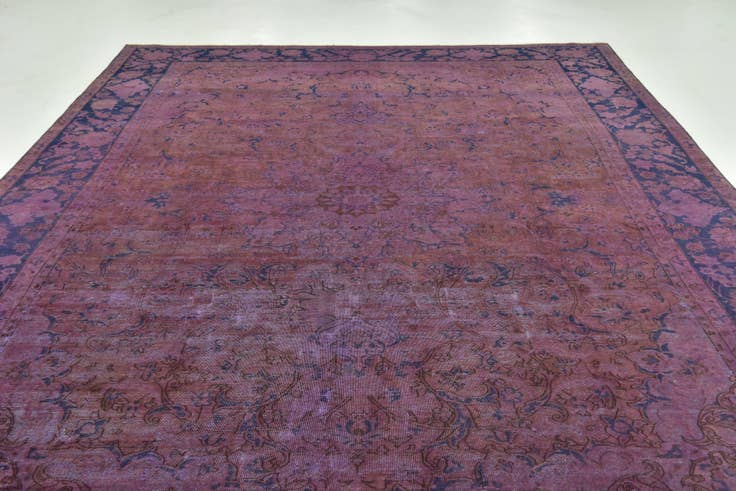 Detail image of 9' 7 x 13' 9 Hand Knotted Ultra Vintage Persian Wool Rug