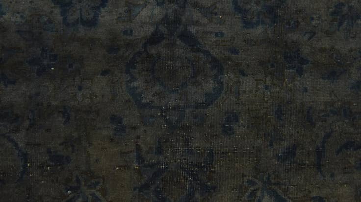 Detail image of 7' 9 x 10' 10 Hand Knotted Ultra Vintage Persian Wool Rug