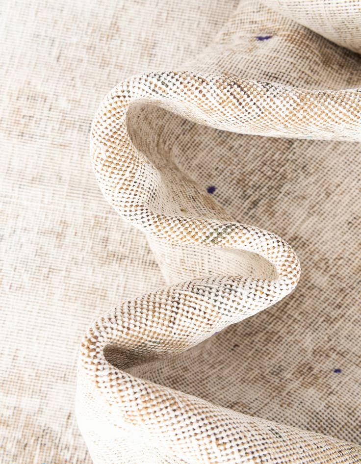 Detail image of 5' 7 x 8' 7  Hand Knotted Ultra Vintage Persian Wool Rug