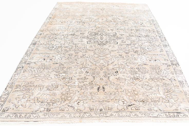 Detail image of 5' 8 x 9' 3 Hand Knotted Ultra Vintage Persian Wool Rug