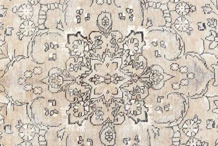 Detail image of 5' 8 x 9' 3 Hand Knotted Ultra Vintage Persian Wool Rug