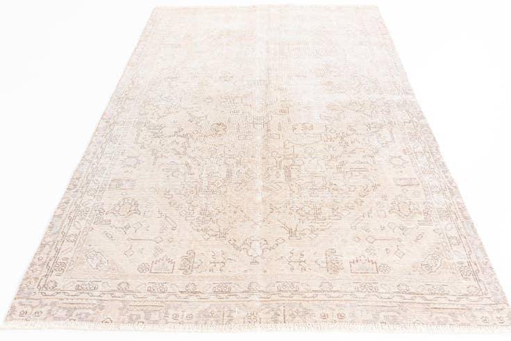 Detail image of 5' x 8' 3 Hand Knotted Ultra Vintage Persian Wool Rug