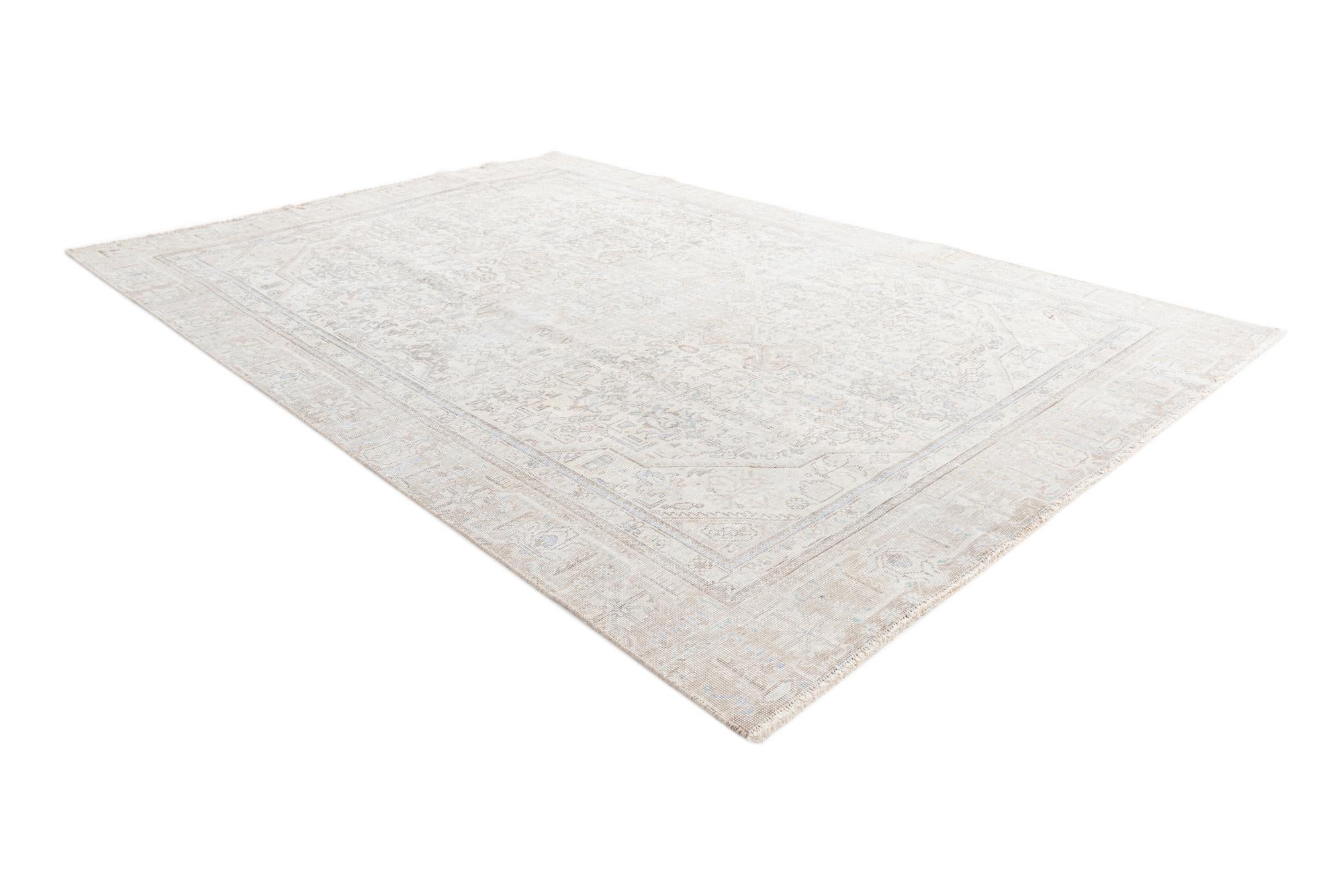 7' 4 x 10' 6 Hand Knotted Ultra Vintage Persian Wool Rug