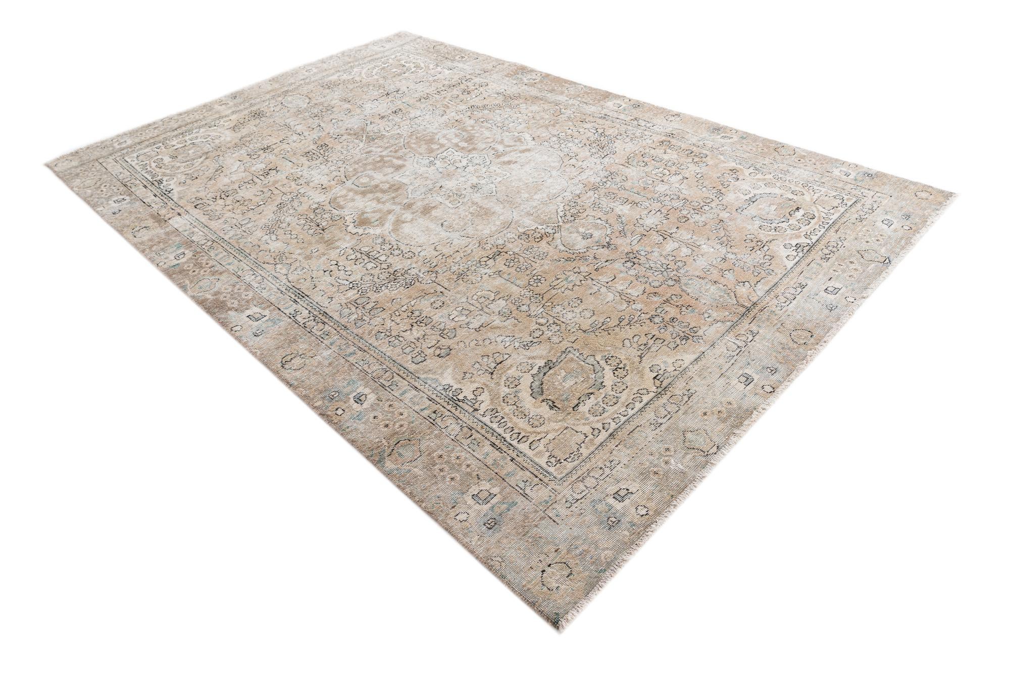 6' x 9' Hand Knotted Ultra Vintage Persian Wool Rug
