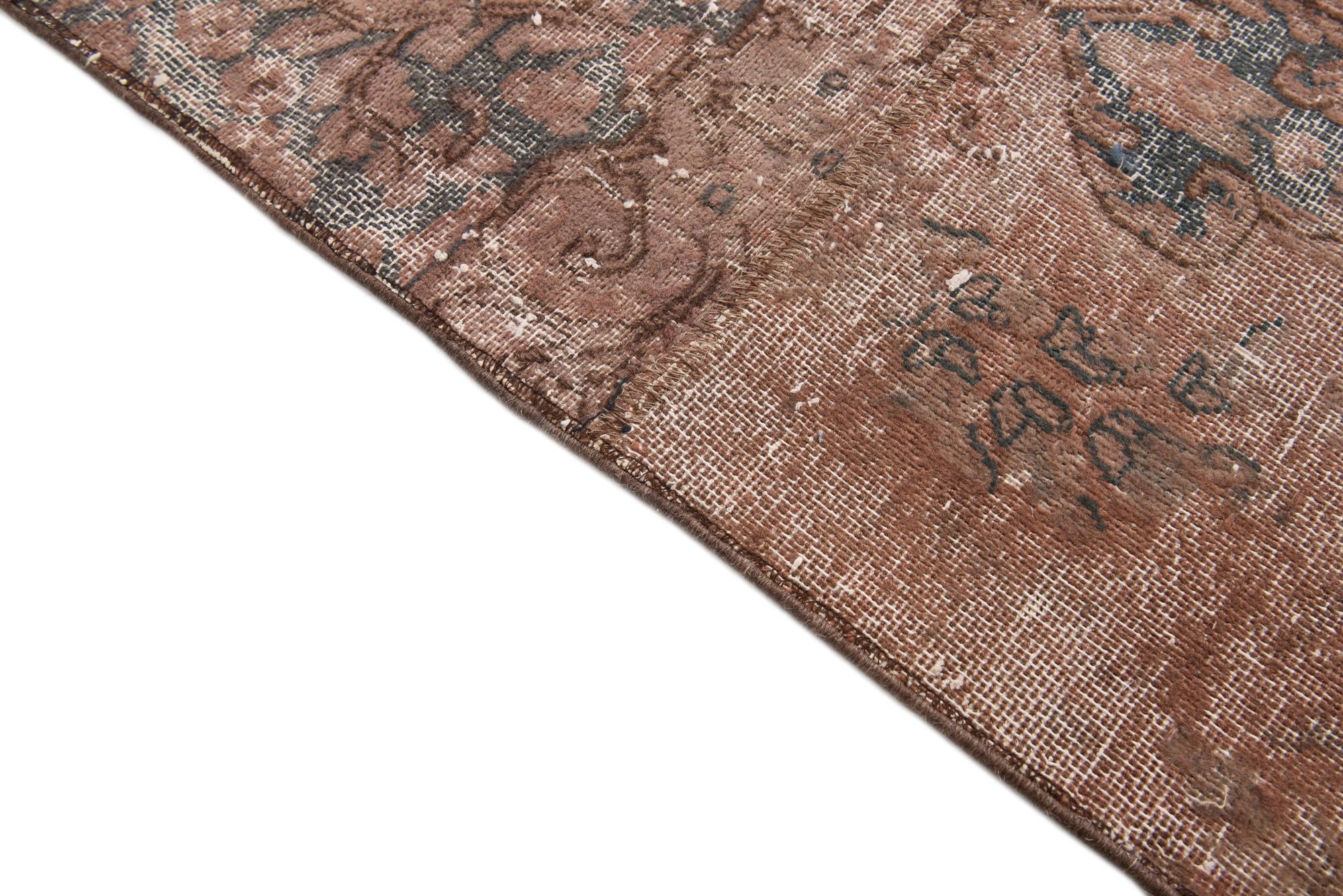 6' 9 x 9' 9 Hand Woven Ultra Vintage Wool Rug