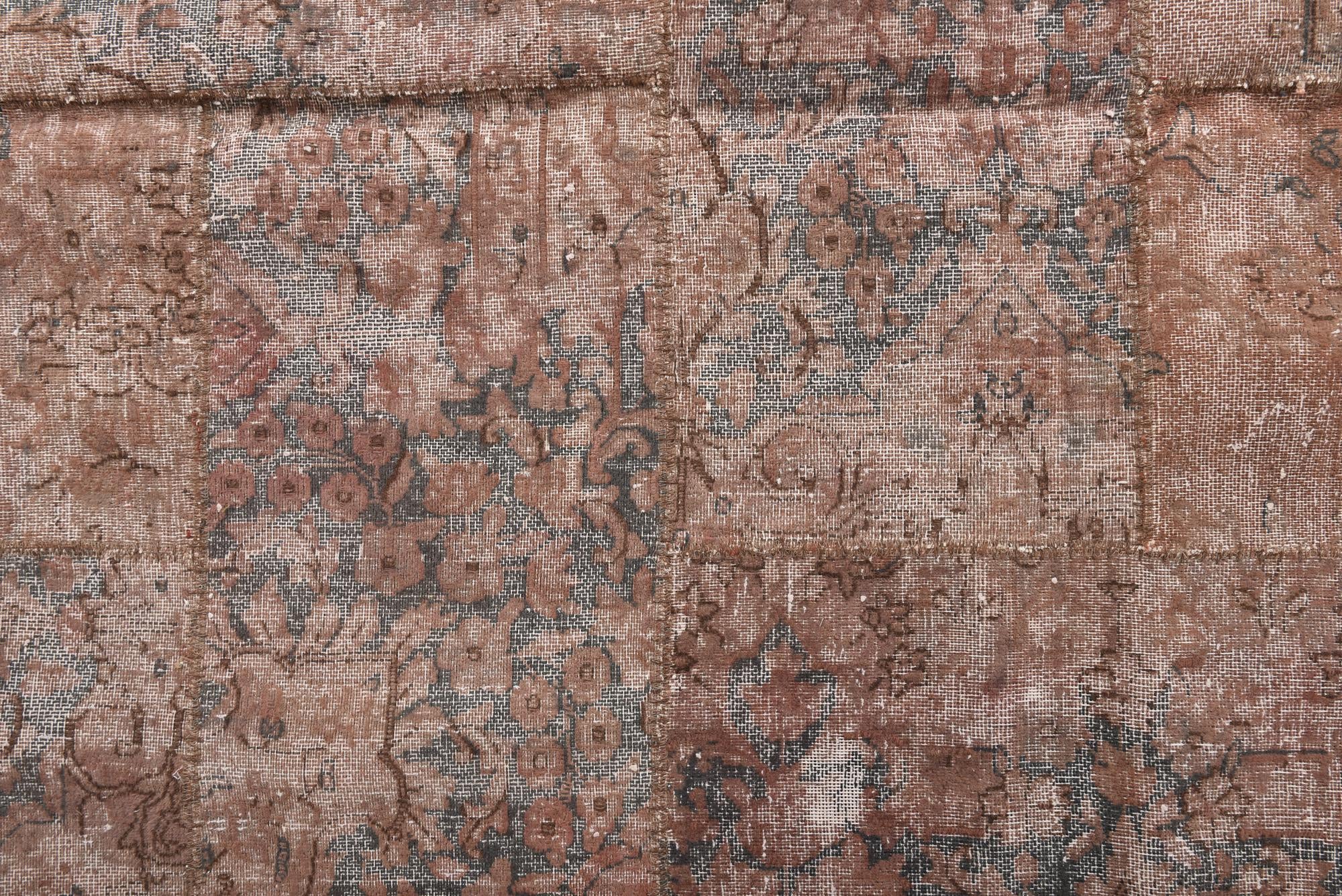 6' 9 x 9' 9 Hand Woven Ultra Vintage Wool Rug