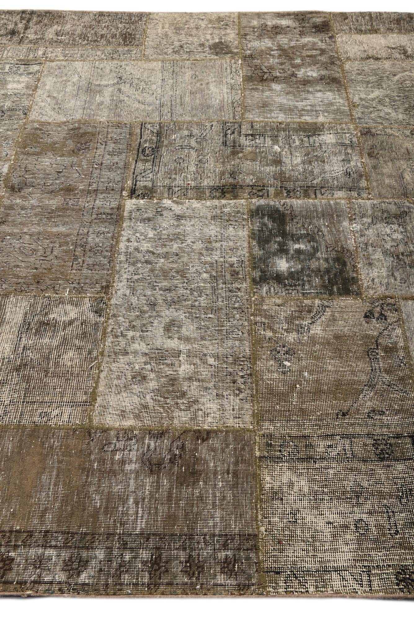 6' 9 x 10' 2 Hand Knotted Ultra Vintage Persian Wool Rug