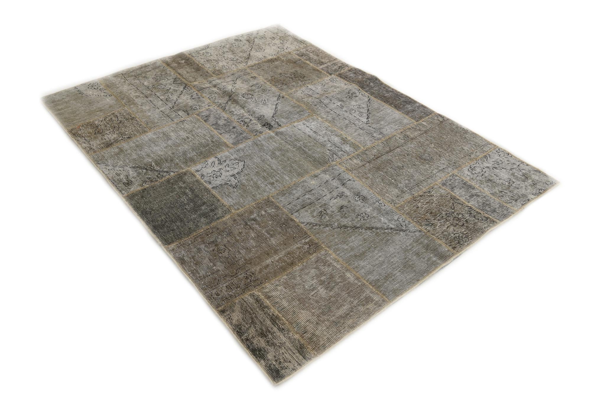 5' x 6' 5 Hand Knotted Ultra Vintage Persian Wool Rug