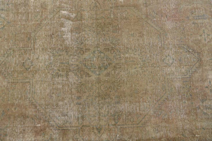 Detail image of 9' 3 x 13' Hand Knotted Ultra Vintage Persian Wool Rug