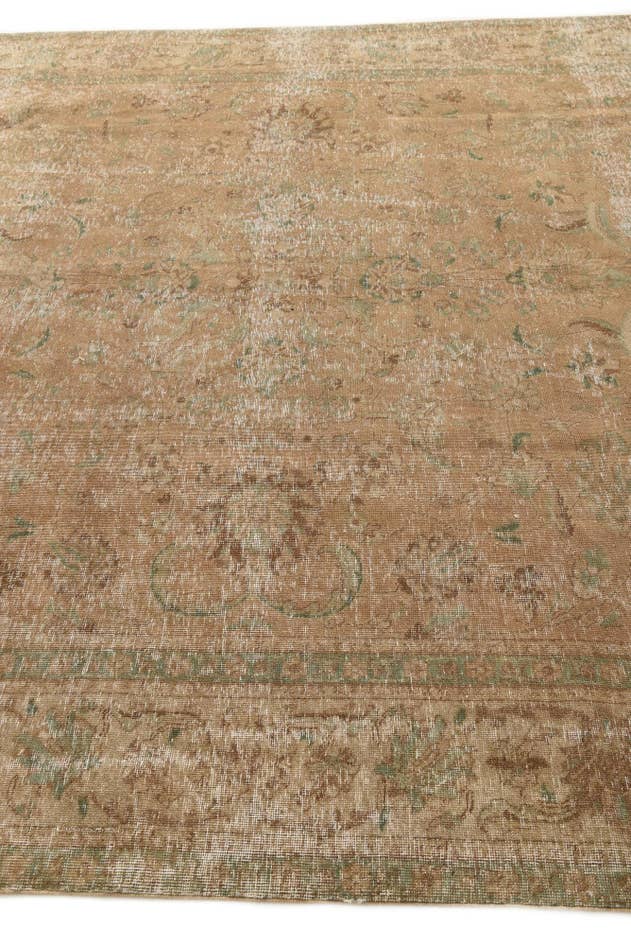 Detail image of 7' 8 x 10' 9 Hand Knotted Ultra Vintage Persian Wool Rug