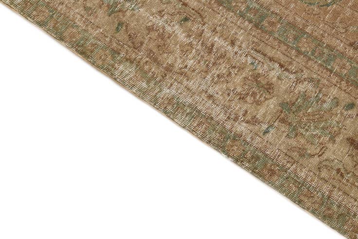 Detail image of 7' 8 x 10' 9 Hand Knotted Ultra Vintage Persian Wool Rug