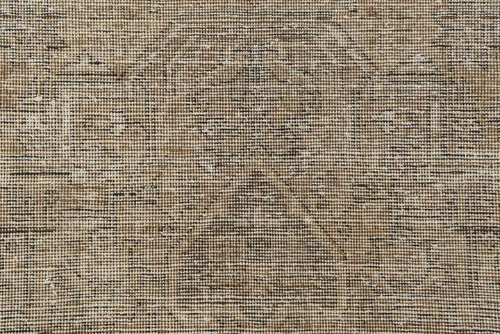 5' 5 x 8' 5 Hand Knotted Ultra Vintage Persian Wool Rug