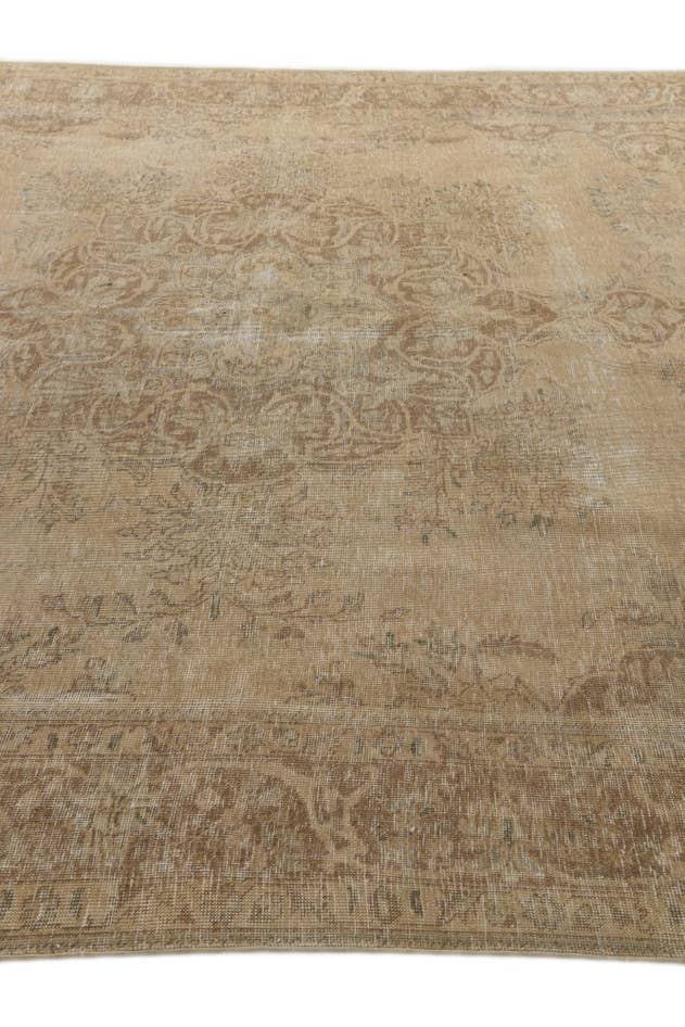 Detail image of 9' 6 x 12' 3 Hand Knotted Ultra Vintage Persian Wool Rug