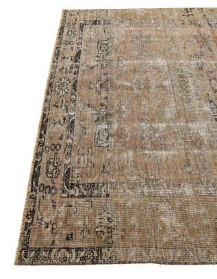 Detail image of 6' 5 x 9' 6  Hand Knotted Ultra Vintage Persian Wool Rug