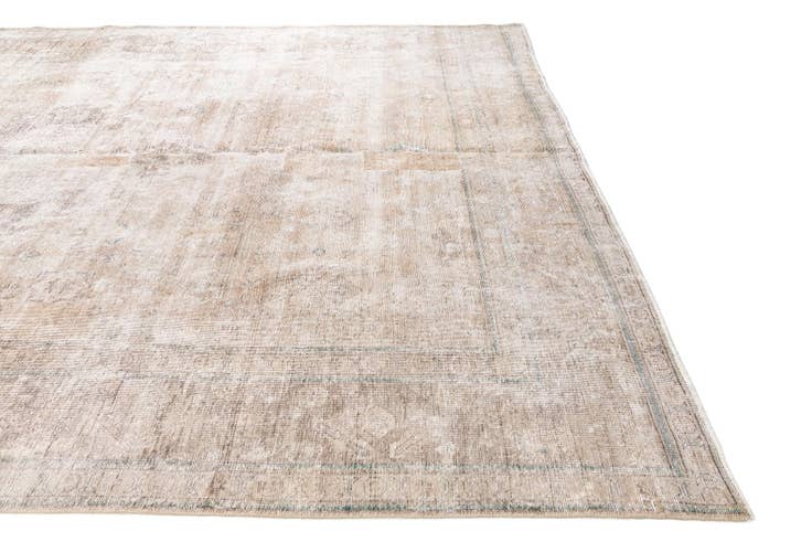 Detail image of 9' 7 x 13' Hand Knotted Ultra Vintage Persian Wool Rug