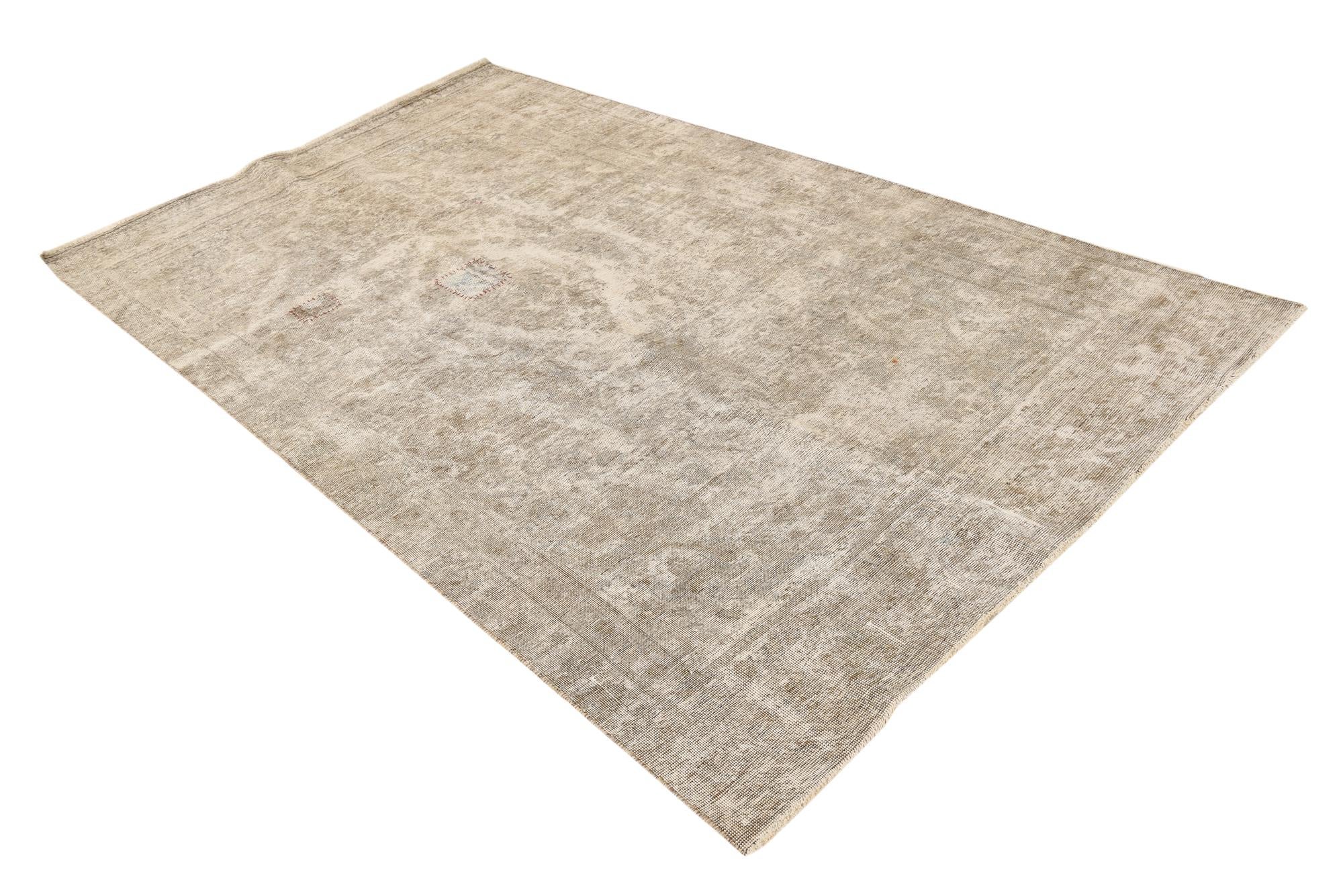 5' 6 x 9' 5 Hand Knotted Ultra Vintage Persian Wool Rug