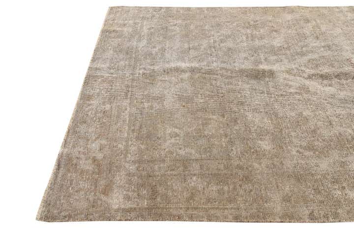 5' 6 x 9' 5 Hand Knotted Ultra Vintage Persian Wool Rug