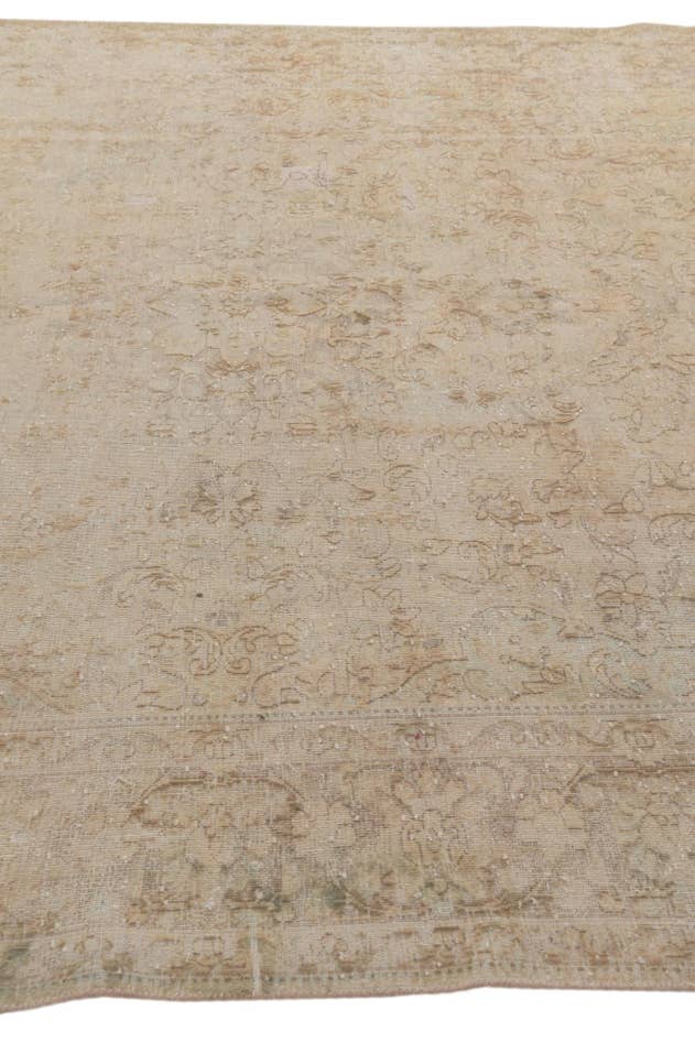Detail image of 8' x 10' 8 Hand Knotted Ultra Vintage Persian Wool Rug
