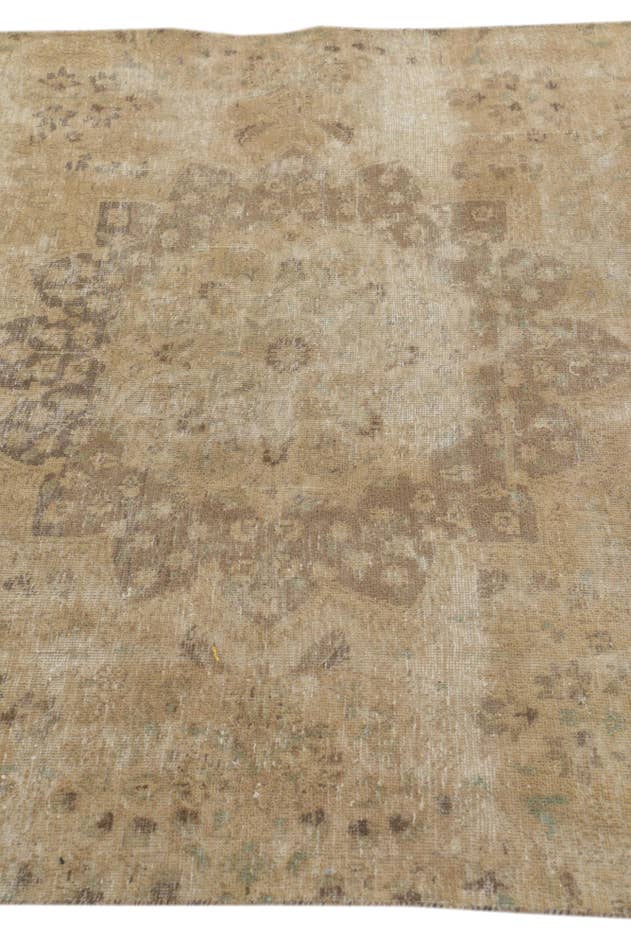 Detail image of 4' 6 x 7' 6 Hand Knotted Ultra Vintage Persian Wool Rug