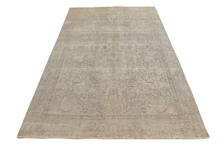 5' 9 x 9' Hand Knotted Ultra Vintage Persian Wool Rug