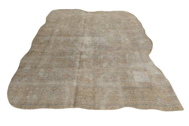 Detail image of 6' 5 x 8' 10 Hand Knotted Ultra Vintage Persian Wool Rug