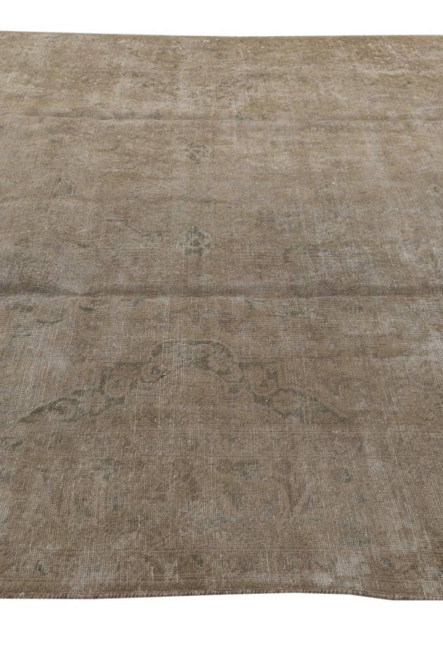 Detail image of 9' 10 x 11' 3 Hand Knotted Ultra Vintage Persian Wool Rug