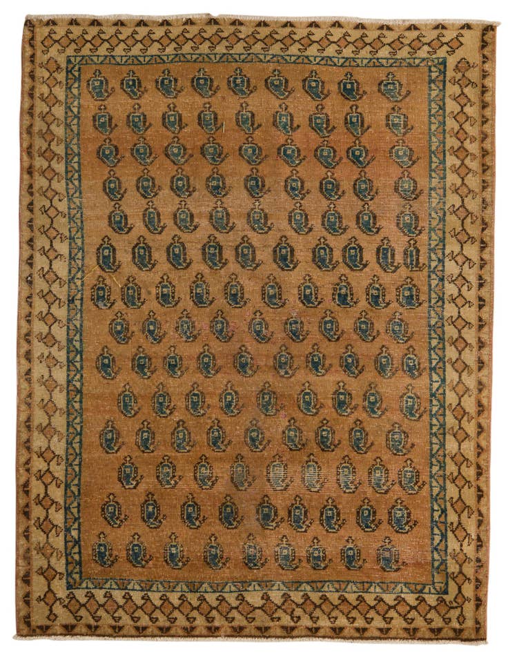 Detail image of 4' 5 x 5' 10 Hand Knotted Ultra Vintage Persian Wool Rug