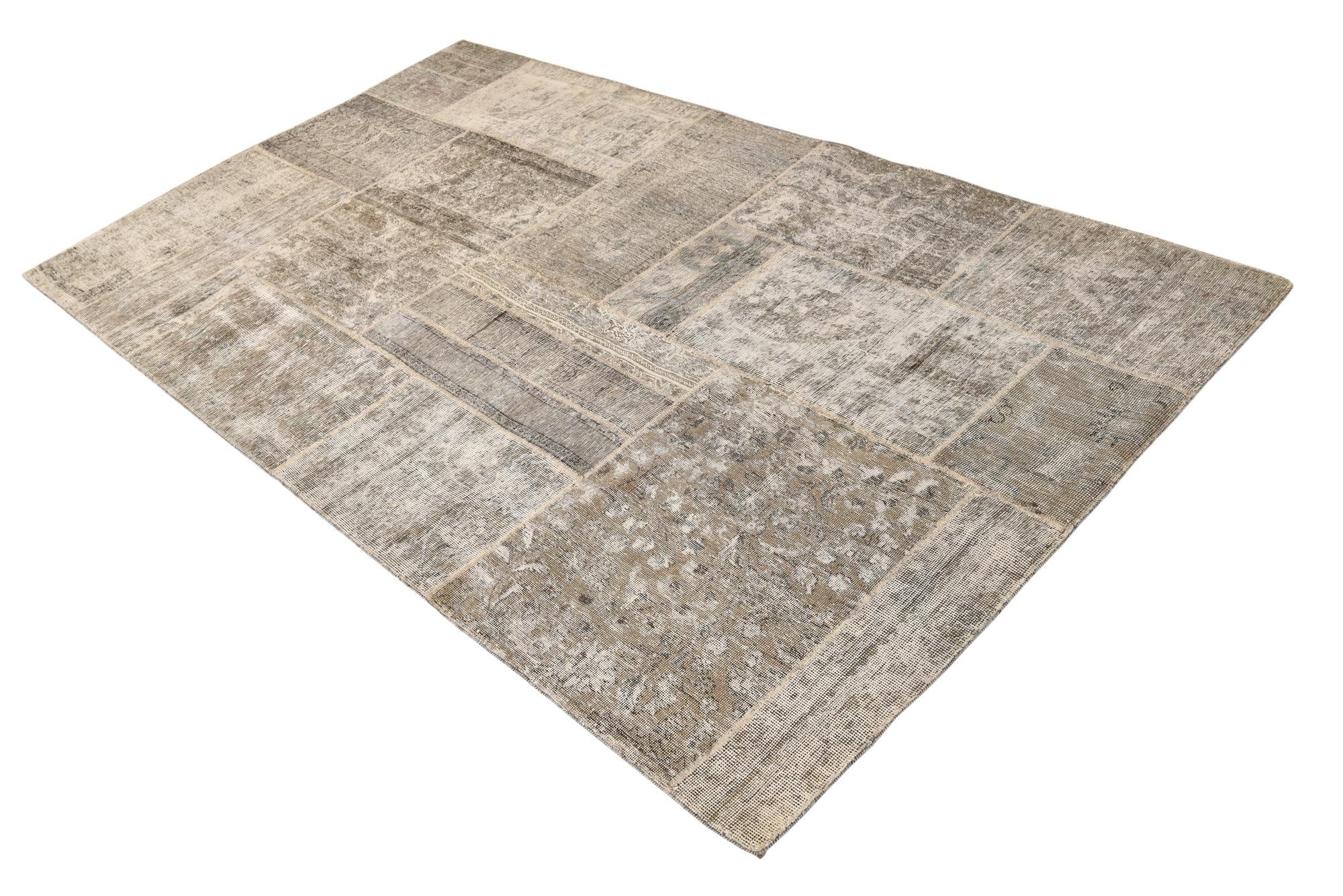 5' 2 x 9' Hand Knotted Ultra Vintage Persian Wool Rug
