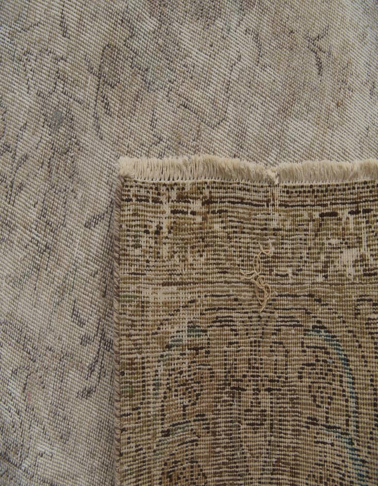 Detail image of 8' x 11' 1  Hand Knotted Ultra Vintage Persian Wool Rug