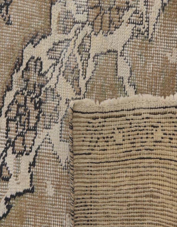 Detail image of 6' 10 x 9'  Hand Knotted Ultra Vintage Persian Wool Rug