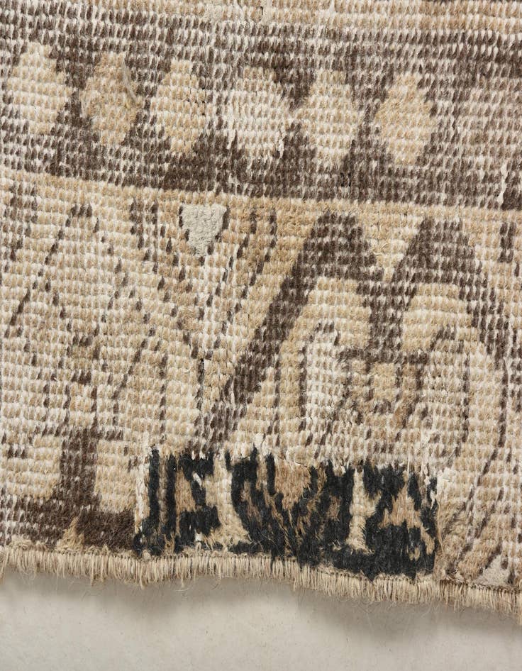 Detail image of 6' 4 x 9' 9  Hand Knotted Ultra Vintage Persian Wool Rug