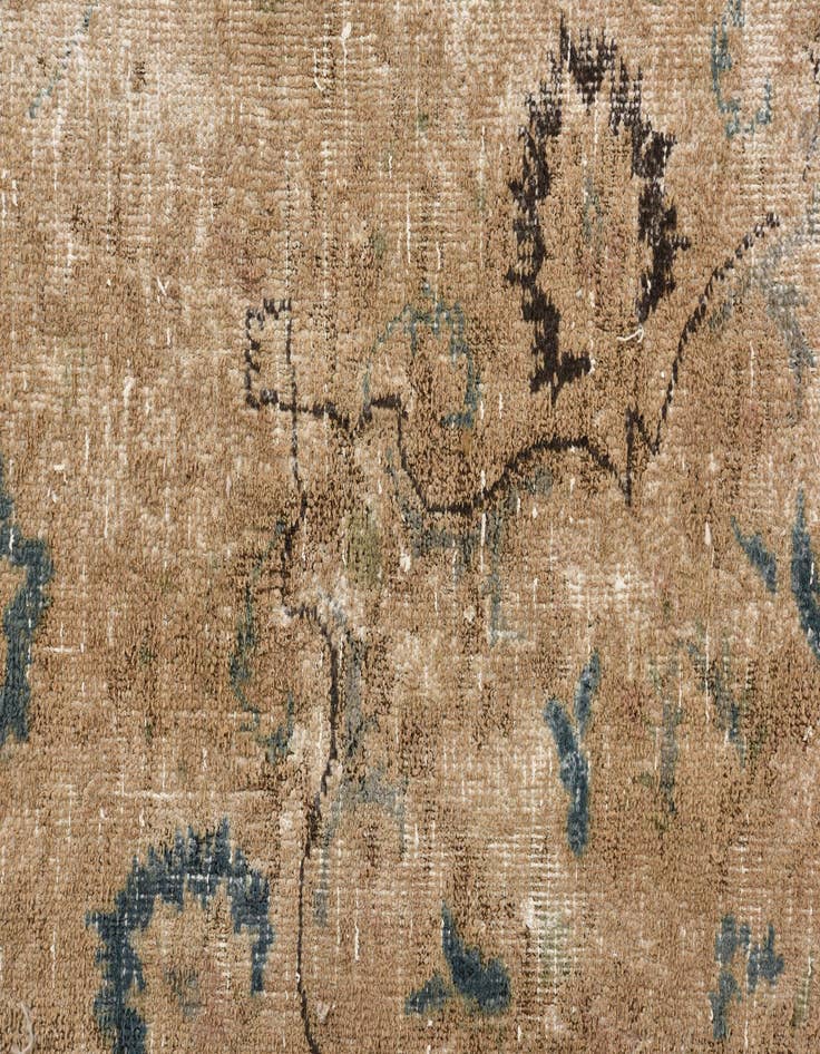 Detail image of 8' 5 x 11' 6  Hand Knotted Ultra Vintage Persian Wool Rug