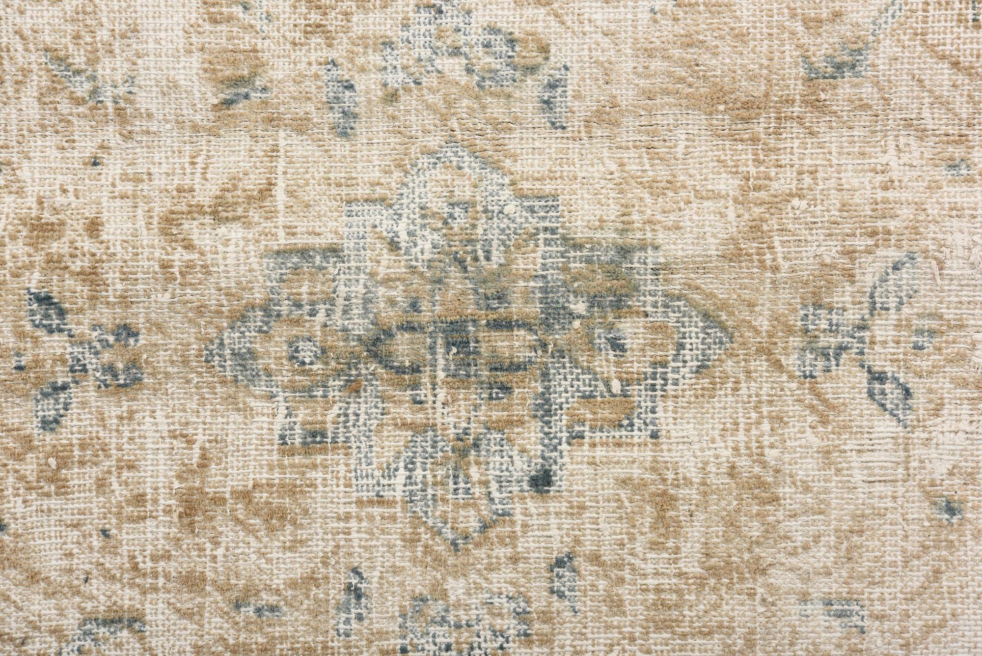 6' 10 x 9' 9 Hand Knotted Ultra Vintage Persian Wool Rug