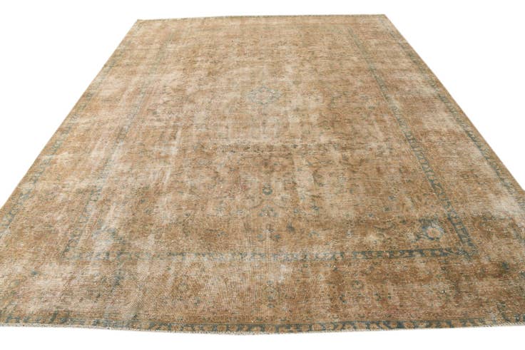 Detail image of 9' 6 x 12' Hand Knotted Ultra Vintage Persian Wool Rug
