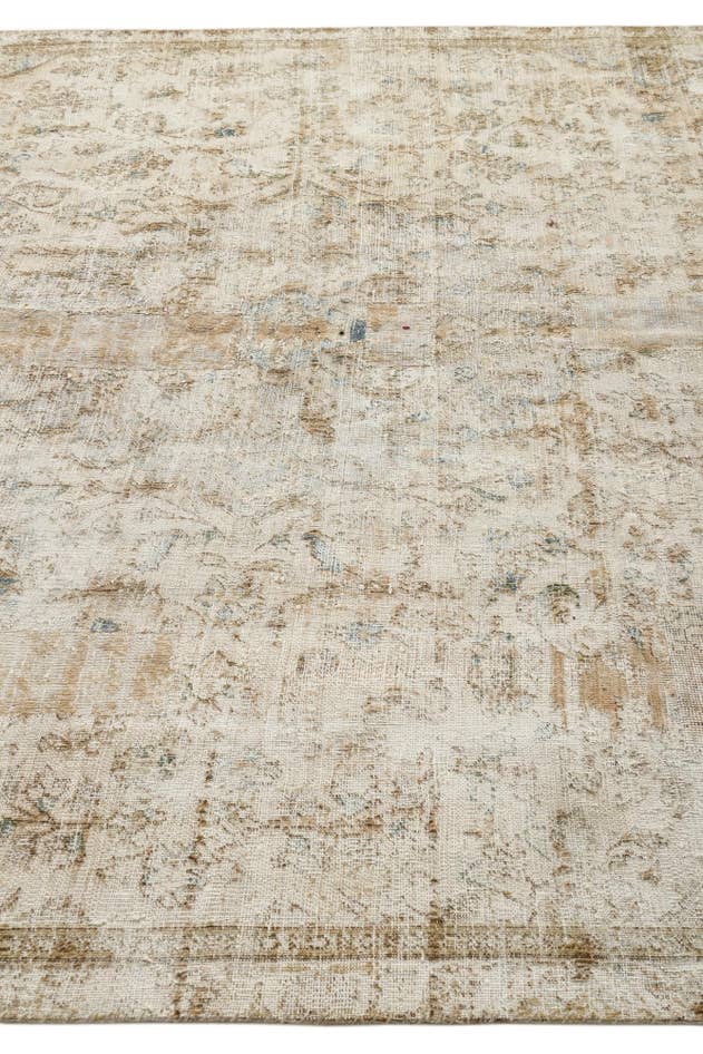 Detail image of 7' 1 x 10' 6 Hand Knotted Ultra Vintage Persian Wool Rug