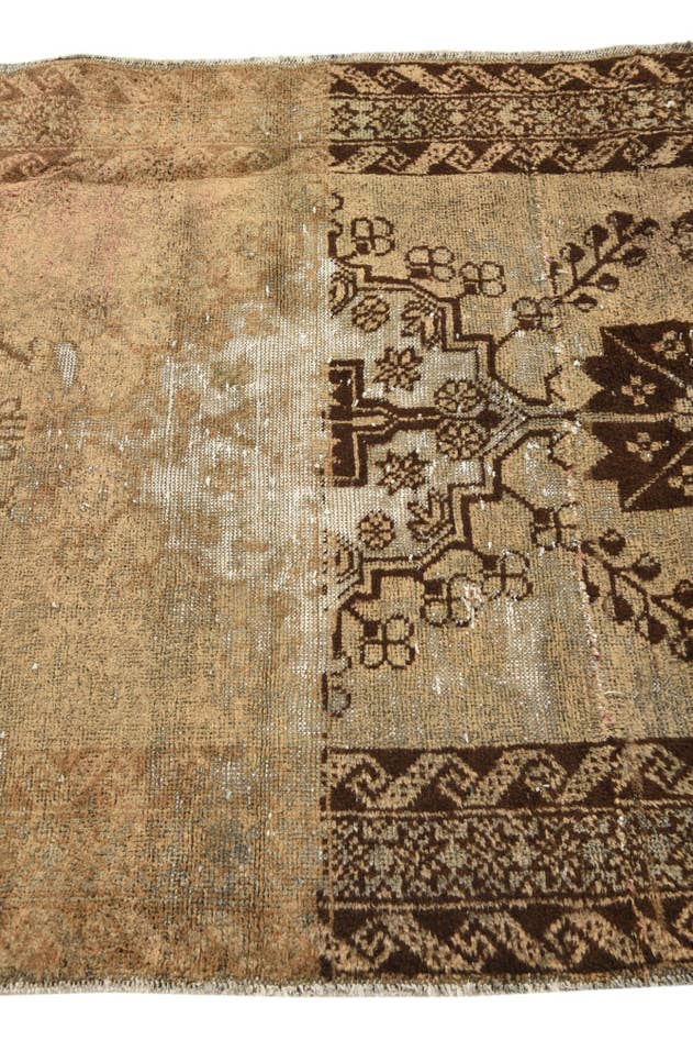 Detail image of 3' 10 x 6' Hand Knotted Ultra Vintage Persian Wool Rug