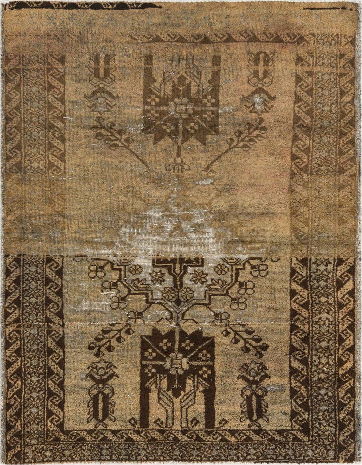 Detail image of 3' 10 x 6' Hand Knotted Ultra Vintage Persian Wool Rug