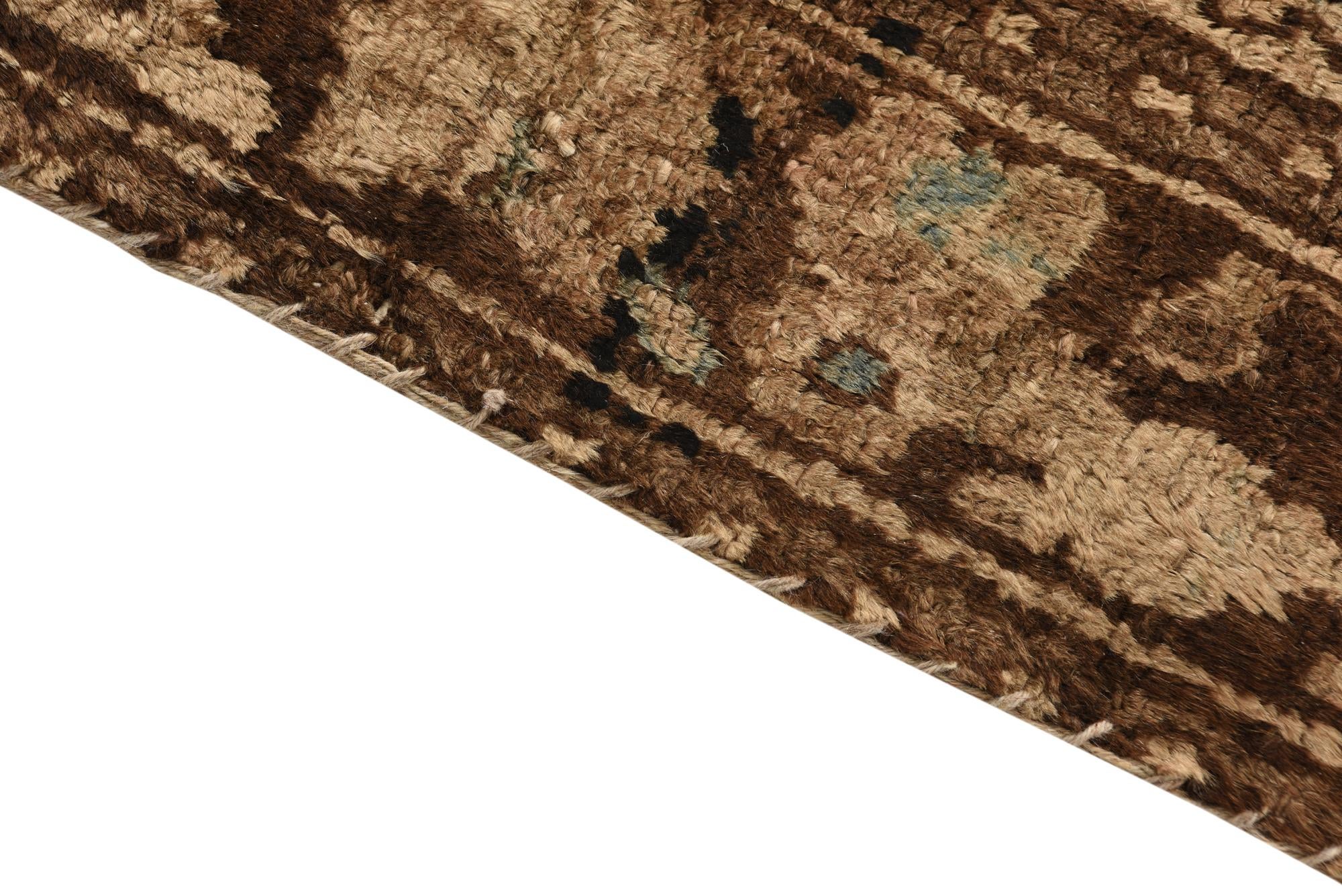 6' 9 x 9' 9 Hand Knotted Ultra Vintage Persian Wool Rug