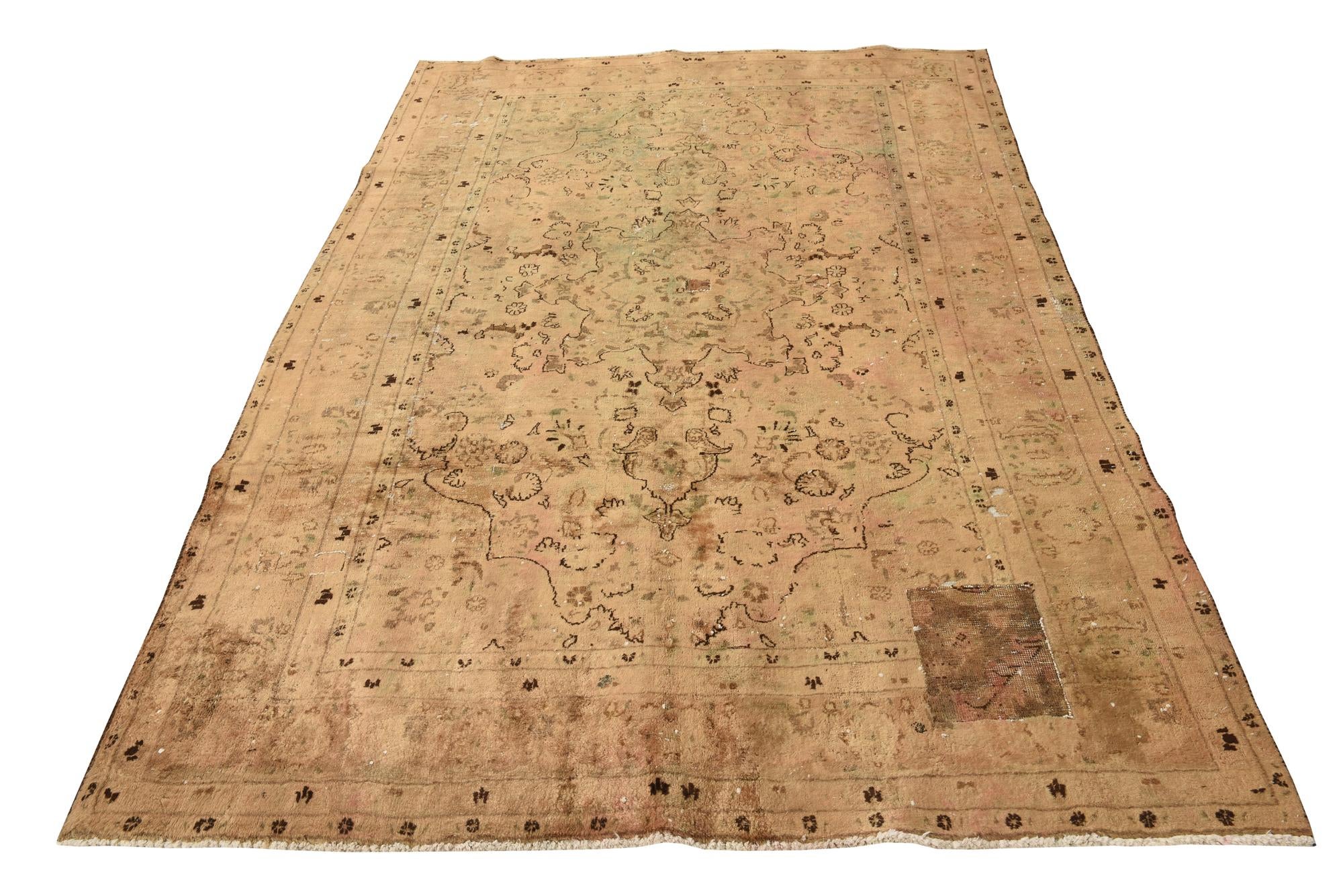 6' x 8' 10 Hand Knotted Ultra Vintage Persian Wool Rug