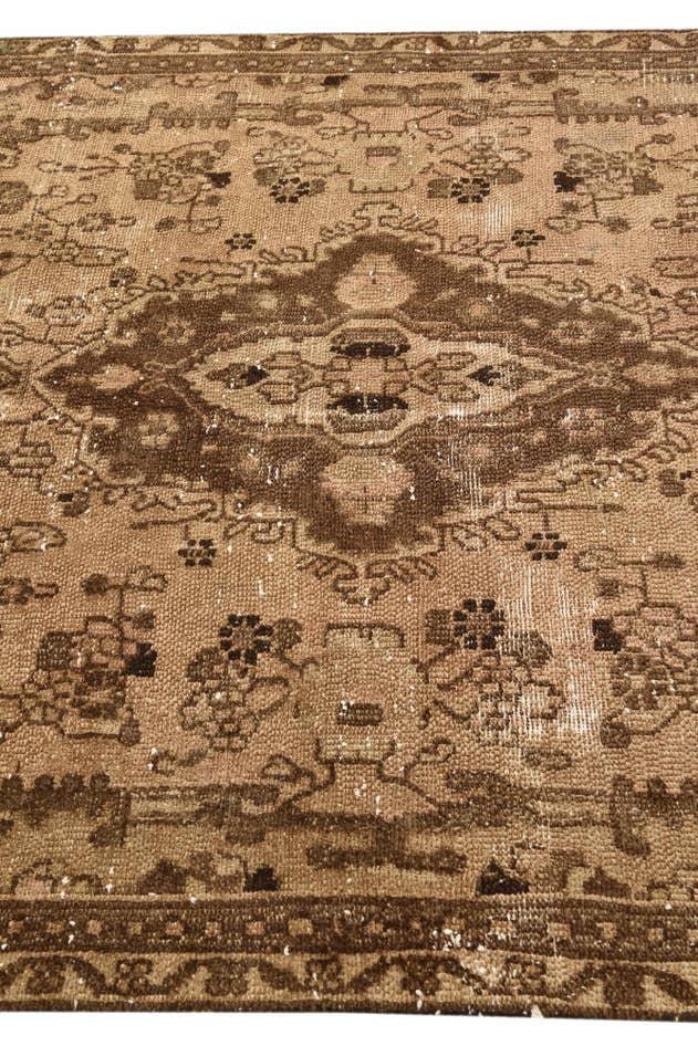 Detail image of 4' 8 x 8' 6 Hand Knotted Ultra Vintage Persian Wool Rug