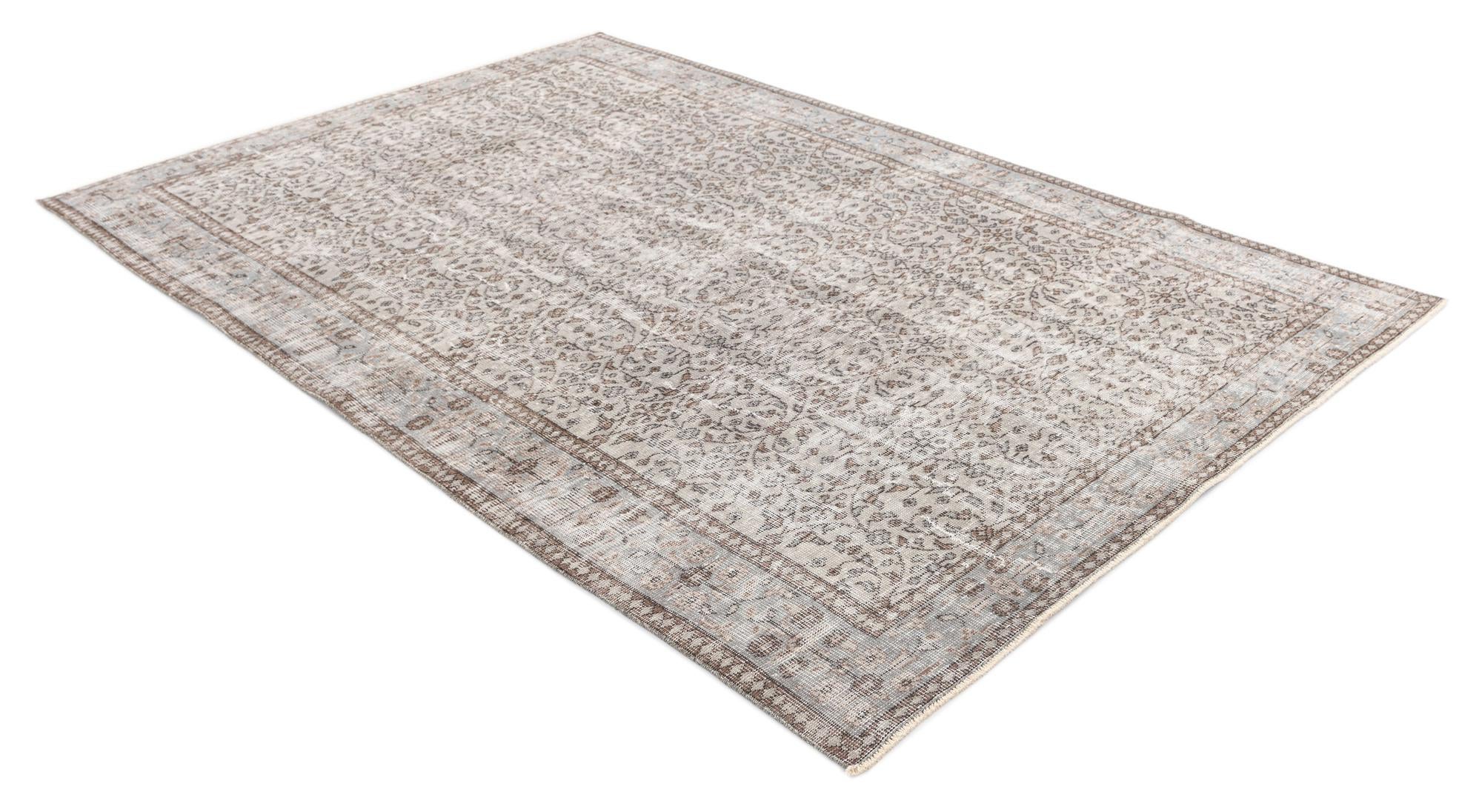 5' 6 x 9' 3 Ultra Vintage Wool Rug