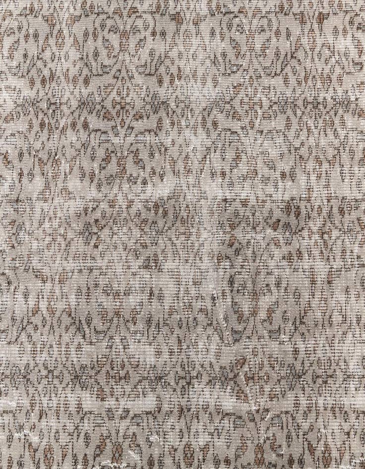 Detail image of 5' 6 x 9' 3 Ultra Vintage Wool Rug