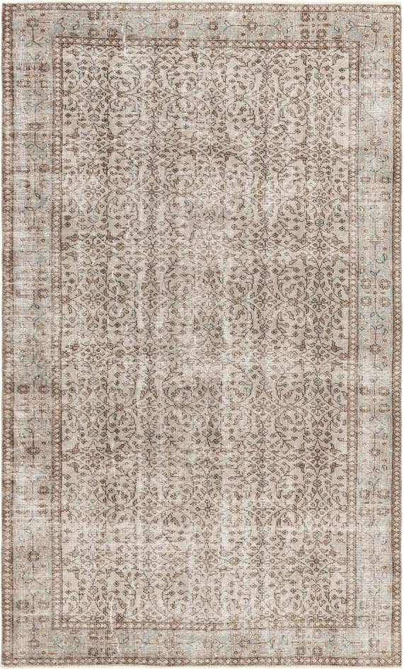 Detail image of 5' 6 x 9' 3 Ultra Vintage Wool Rug
