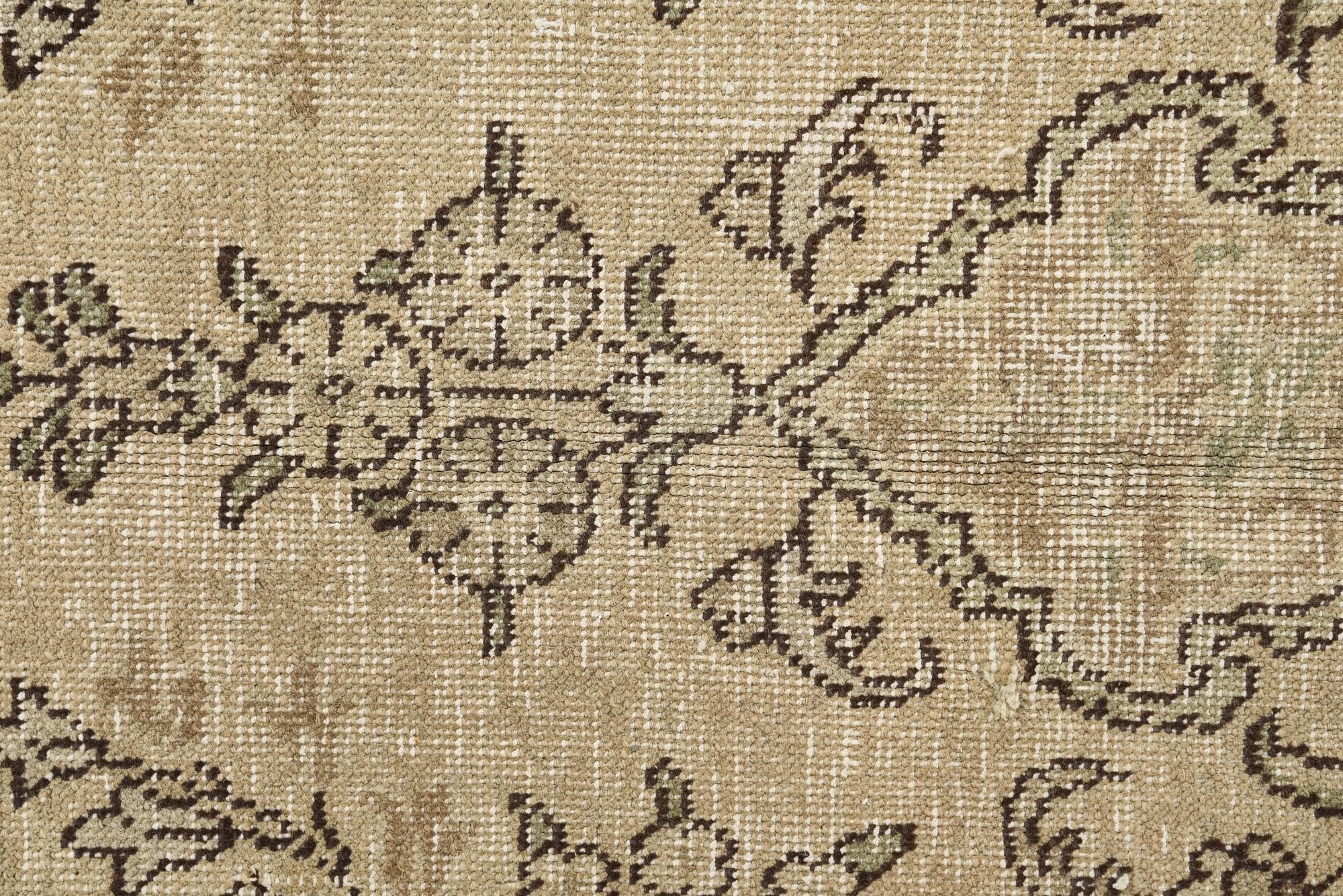 6' 4 x 9' Hand Knotted Ultra Vintage Persian Wool Rug