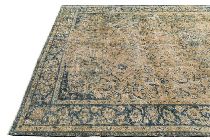 Detail image of 8' 6 x 11' 9 Hand Knotted Ultra Vintage Persian Wool Rug