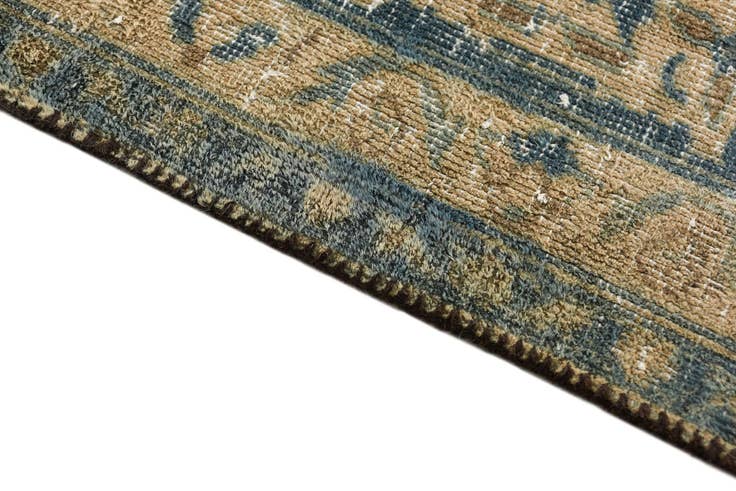 Detail image of 8' 6 x 11' 9 Hand Knotted Ultra Vintage Persian Wool Rug