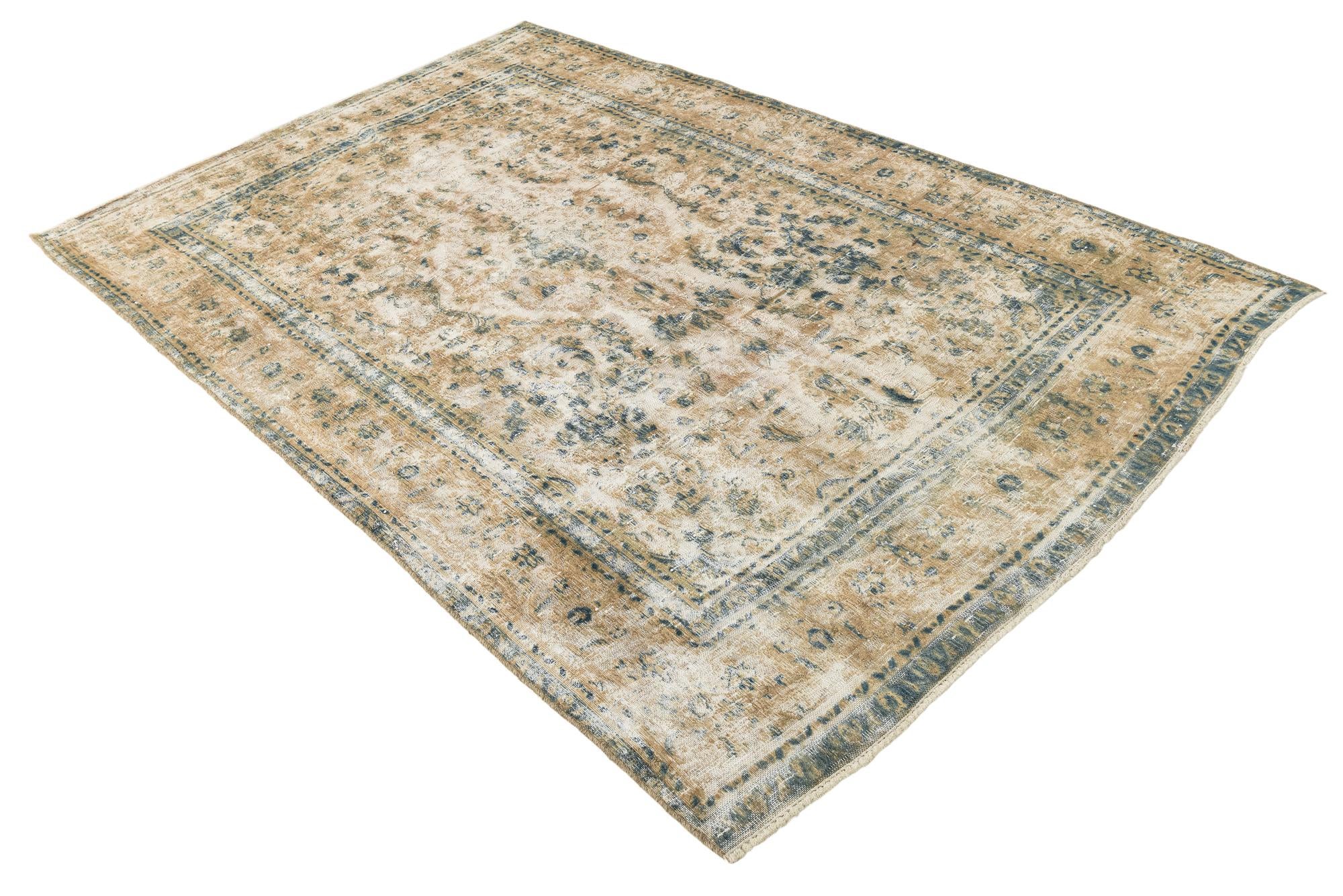 6' x 9' 3 Hand Knotted Ultra Vintage Persian Wool Rug