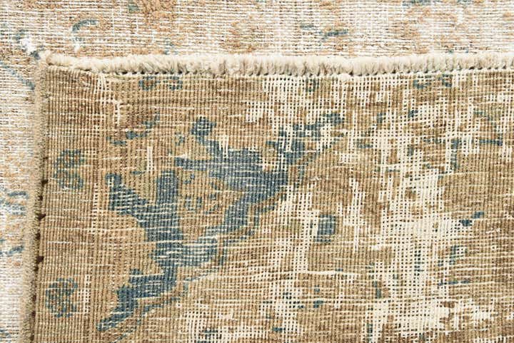 5' 5 x 9' 6 Hand Knotted Ultra Vintage Persian Wool Rug