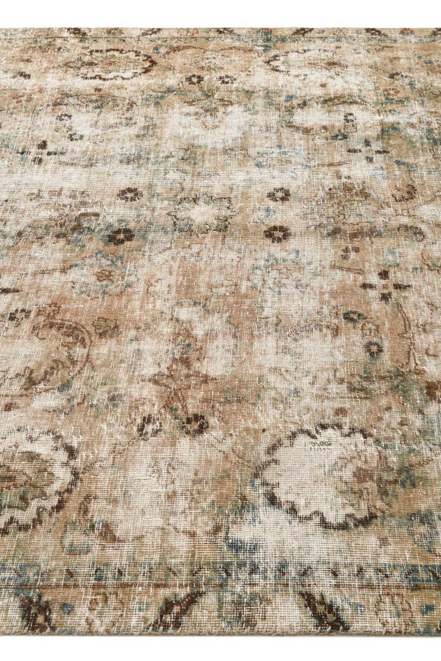 Detail image of 6' 3 x 9' 3 Hand Knotted Ultra Vintage Persian Wool Rug