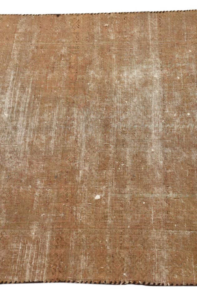 Detail image of 3' x 4' 5 Hand Knotted Ultra Vintage Persian Wool Rug